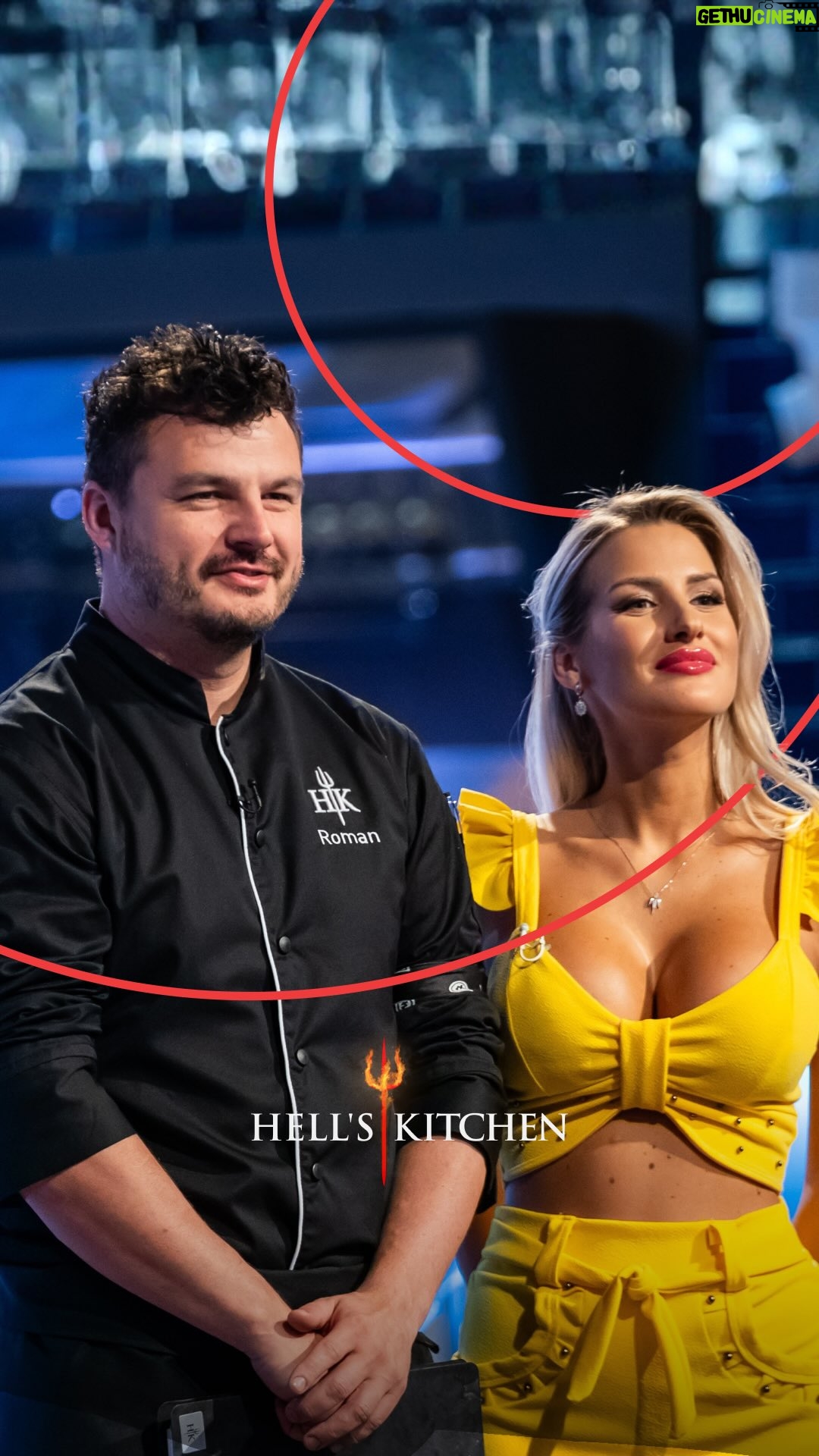 Táňa Bystroňová - 6.1K Likes - Jak šéf @jan_puncochar_chef a @stasa.roman zvládnou pohled 👀 na Táni krájení cibule? 🧅😂 To si nenechte ujít už ve středu v premiérovém dílu Hell’s Kitchen! 🔥

#hellskitchencesko