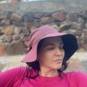 Tainá Müller Instagram - 🌬️
*
*
*
*
*
(Obrigada @dabarbara pela melhor camiseta)