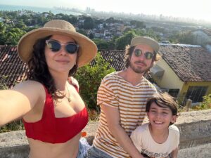 Tainá Müller Instagram - Organizando os documentos pra tentar a minha tão sonhada cidadania pernambucana. Espero ser aceita.