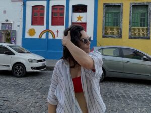 Tainá Müller Instagram - Organizando os documentos pra tentar a minha tão sonhada cidadania pernambucana. Espero ser aceita.