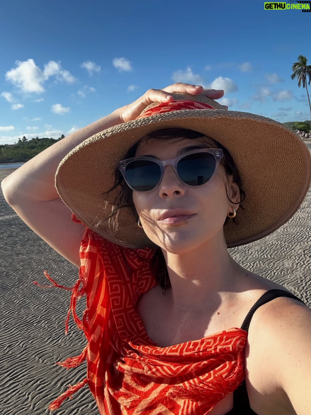 Tainá Müller - 7.9K Likes - 🧜🏼‍♀️✨

O último dia de 2025.