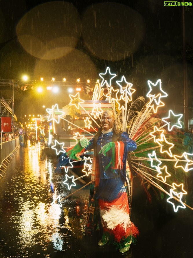 Taliana Vargas - 18.8K Likes - Hay grito de feria en Cali!!! Con lluvia, con energía y con todo el sabor de los caleños, recibimos  la Feria # 68 🌧️🎉💃 @alcaldiadecali