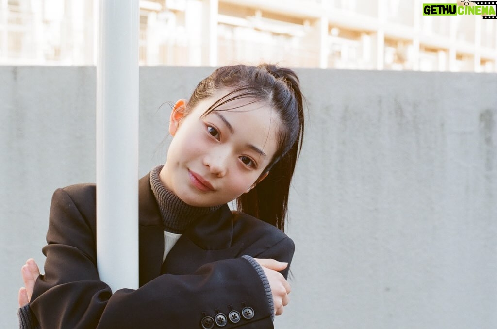 Tamaki Shiratori - 15.4K Likes - ⁡
⁡
💛🖤
⁡
#路地裏てぃーん。
#16歳
#白鳥玉季
#topcoat