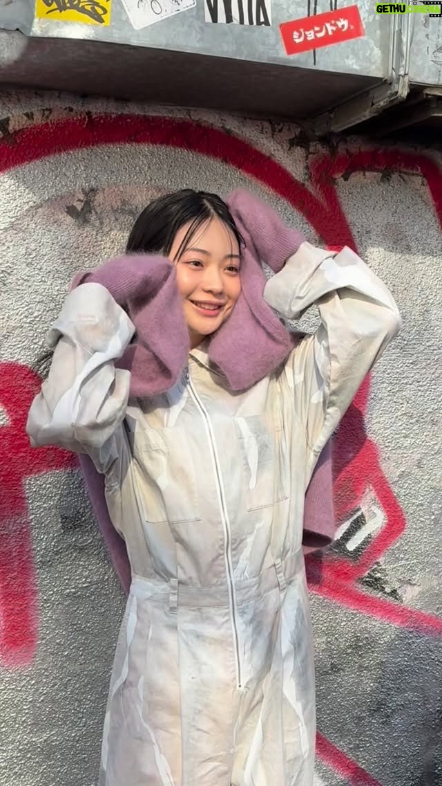 Tamaki Shiratori - 8.6K Likes - ⁡
「〜っぽい」が口癖だったこの日
⁡
#路地裏てぃーん。
#オフショット
#白鳥玉季
#topcoat