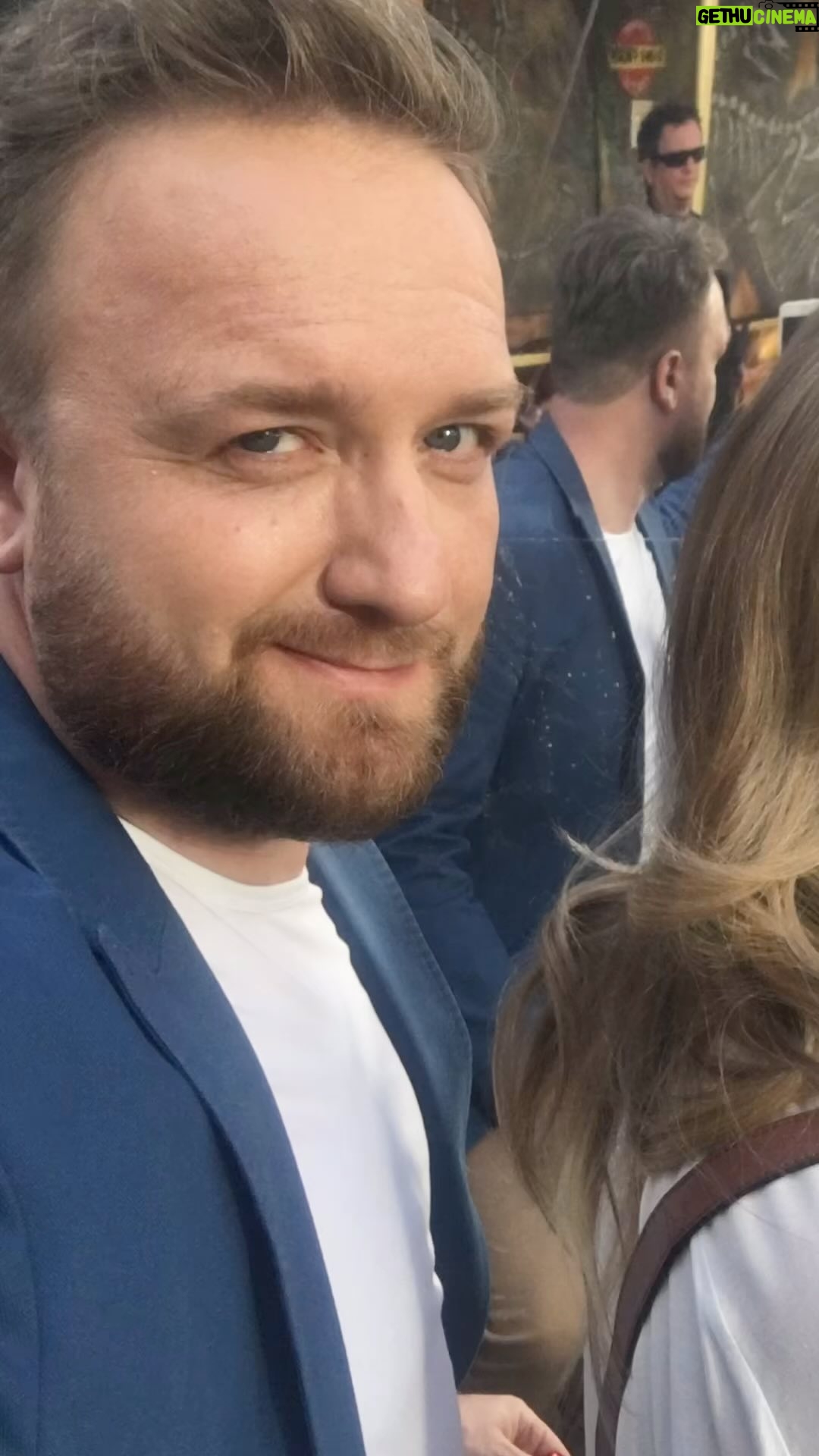 Tamara Arciuch - 704 Likes - Ten najfajniejszy w moim świecie człowiek obchodzi dziś urodziny.
Jedyne czego bym chciała to to by był po prostu szczęśliwy. Jeśli mogę choć minimalnie się do tego przyłożyć jest to najlepsza rzecz pod słońcem. 
WSZYSTKIEGO NAJPIĘKNIEJSZEGO MOJA MIŁOŚCI @kasprzykowskibartek
#birthday #miłość #szczęście