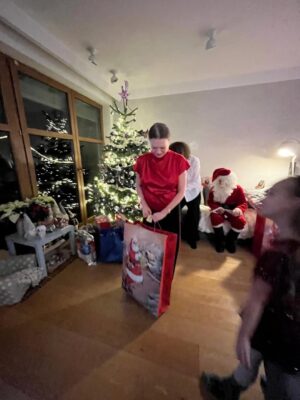 Tamara Arciuch Instagram - Życzę Wam Spokojnych i Pięknych Świąt. Bądźcie dla siebie dobrzy. ❤️