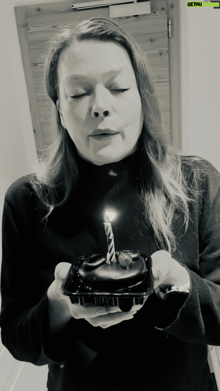 Tamara Arciuch - 1.7K Likes - Ostatnie z czwórką z przodu.
Pomyślałam życzenie.  Teraz niechaj się spełni. #birthday