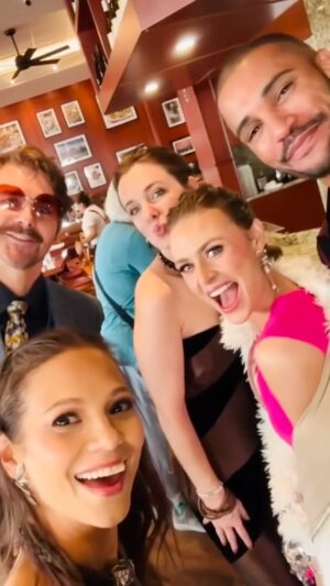 Tamara Braun Instagram - Alright daytime! Looking good and having fun. Moments. Gotta celebrate the good moments when they come. #grateful #daytime #emmys #daytimeemmys #fun #friends #love #goodtimes #moments