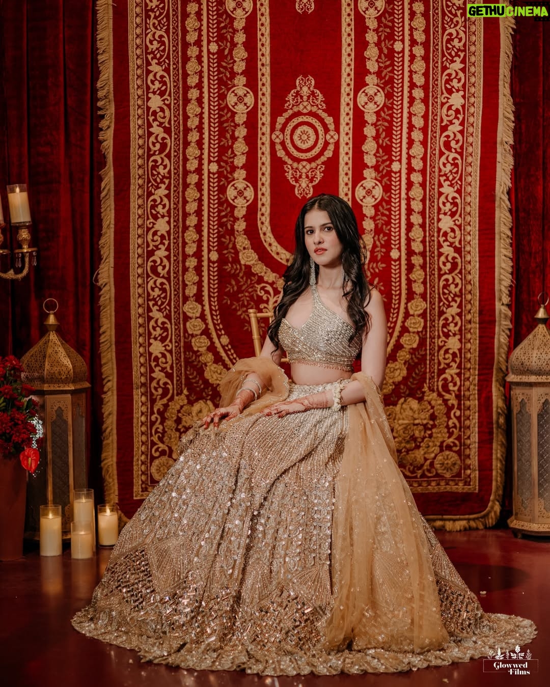 Taneesha Mirwani - 112.7K Likes - sister of the queen

hair & mua @nikkichawlamakeovers @muskan_makhija27 
outfit & jewels @isabydollywahal @azotiique 
styling star @_tanyaa14_