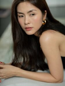 Actress Tang Thanh Ha HD Photos and Wallpapers October 2025