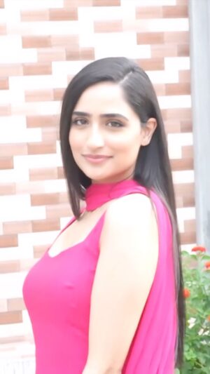 Tanu Grewal Instagram - 🌹