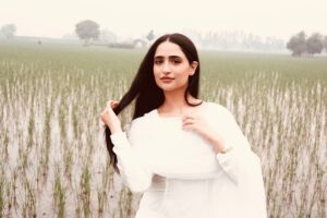 Tanu Grewal Instagram - jhona la leya?