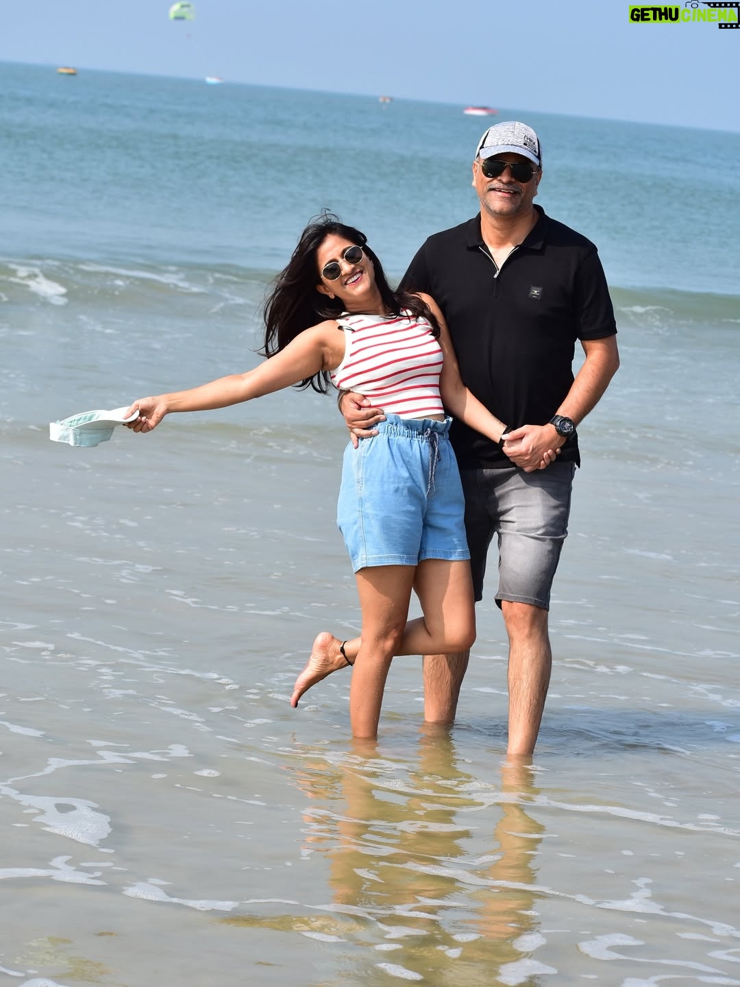 Tanuja Jt - 3.2K Likes - Beach and Us 🥰 

ಆಗಾಗ ಮಗಳನ್ನ ಬಿಟ್ಟು ಬರಬೇಕು ಅಲ್ವಾ 🥰

#goabeach