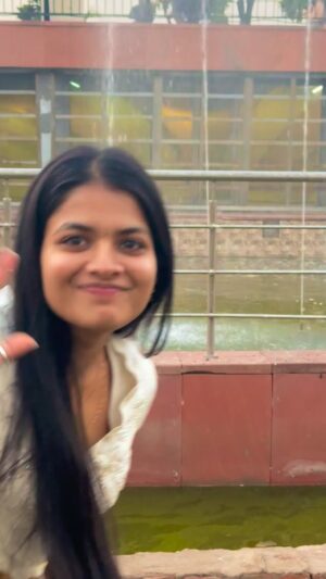 Tanushka Sharma Instagram - Ek kiss❤️🤭
#reelitfeelit #explore #ownvoice #kiss #tanusshkasharma