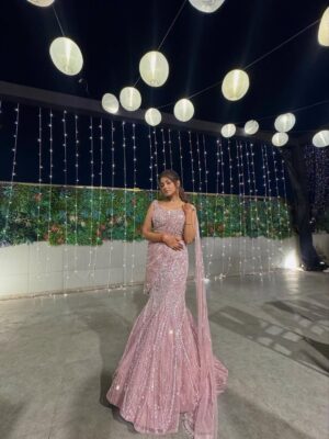 Tanvi Dogra Instagram - When the outfit speaks, you just pose 💕 

Styled by : @stylewithroshnii 
Wearing: @emiraasbyindrani 
Jewellery: @solikocommunications 

#PinkAesthetic #GlitterGlow #PastelVibes #ShineBright #EthnicElegance