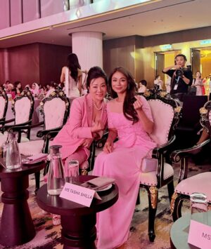 Tasha Shilla Instagram - A huge thank you to Body Perfect for the absolutely stunning Power of Pink event at the Renaissance Hotel Kuala Lumpur.
From start to finish, it was such a beautifully curated experience from the elegant setup and inspiring energy, to the glamorous fashion show that celebrated confidence and femininity in every shade of pink.
The magician added such a fun and unexpected touch pure magic in every sense!
And of course, the overall vibe of the evening was nothing short of magnificent empowering, joyful, and full of heart.
Grateful to be part of such a meaningful celebration that reminds us all of the beauty, strength, and spirit that every woman carries.
#PowerOfPink #BodyPerfectMalaysia #CelebratingWomen #RenaissanceHotelKL #GratefulHeart #PinkVibes #EventInStyle #ConfidenceAndGrace