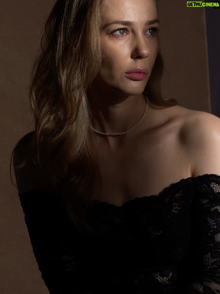 Tatiana Babenkova - 6.8K Likes - Backstage drama queen   (второму образу придумайте название)

@pivenofficial
