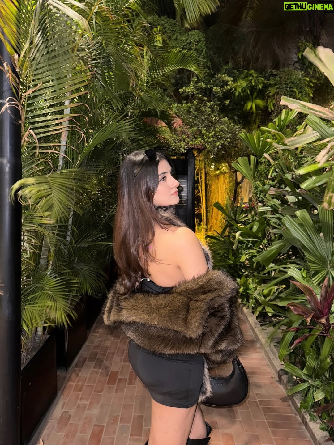 Teesha Sikri - 2.6K Likes - furry baby🤎🖤