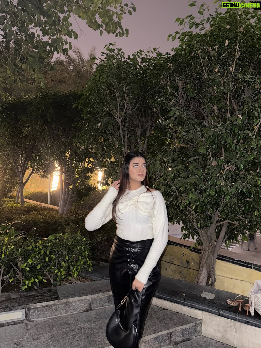 Teesha Sikri - 1.5K Likes - cozy season🤍