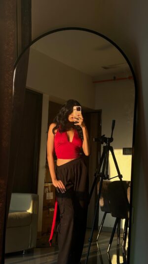Tejaswini Shrivastava Instagram - I think Red is my colour 💋.