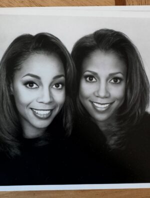 Terry Ellis Instagram - Happy Best Friends Day, Besties!! 👧🏽🩷👧🏽 33 years of you @terryellis! I count my Terry Blessings every day 💖😘🙏🏽🎉👏🏾🫶🏽 #nationalbestfriendsday 
Pic 1&2 Our first photo sesh camera 📸 #Darryl Schiff 1992! We really didn’t get that we looked like each other until we saw these photos 🤯🤣
Pic 3-5 📷 @imerickrobinson 2024