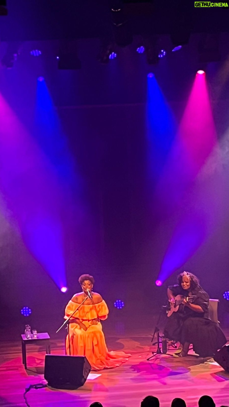 Thalma de Freitas - 2.1K Likes - ‘Corsário’, de João Bosco e Aldir Blanc ✨❤️‍🔥✨

✨THALMA&HELOISE✨
