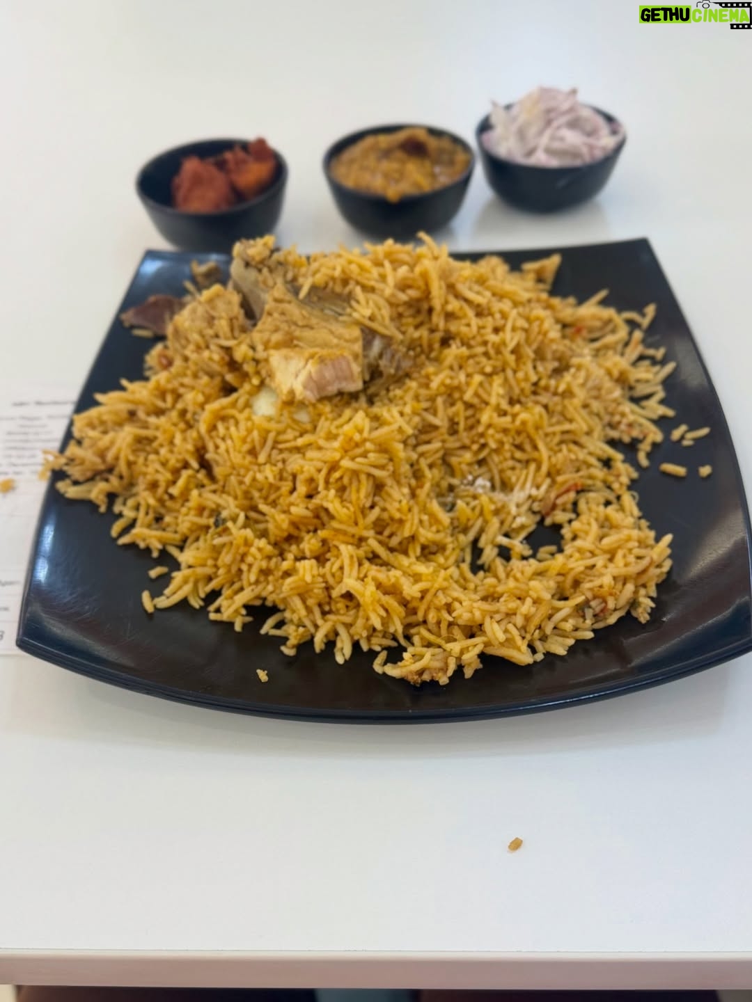 Thamizhvani - 7.5K Likes - I don’t wait for moments.
I create them 🌸🤎

#QuietPower
#Presence
#SoftStrength
#ChennaiDiaries
#briyani