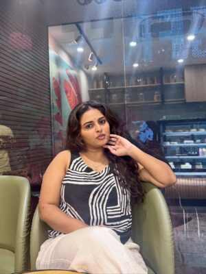Thamizhvani Instagram - Not every calm face is quiet — some just know their worth✨

#vanivibes #calmenergy #cafemood #chennaivibes