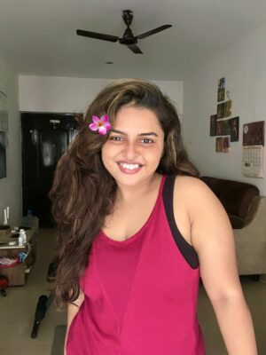 Thamizhvani Instagram - Smiling my way through the little moments 🌸✨ 
Positivity only zone 😄💖

#selfietime #HappyEnergy #goodvibes #hairdays
