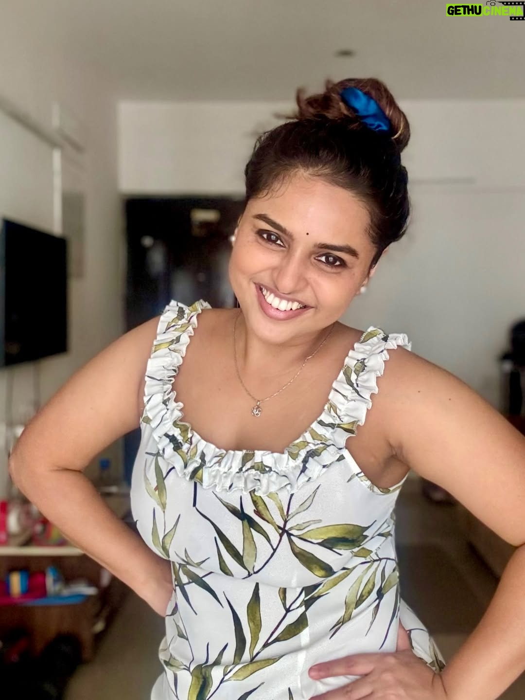 Thamizhvani - 17.7K Likes - Closing chapters. Keeping the glow ✨

#yearendvibes #glowseason #steve