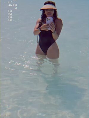 Thando Thabethe Instagram - Not enough slides in this carousel!!! 🫶🏽🫶🏽🫶🏽
What a magical time in a magical paradise 🌴🌴❤️❤️❤️🥰🥰🥰