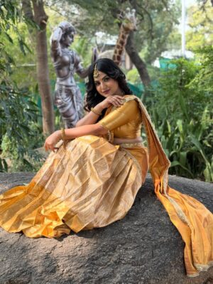 Thanviya Naik Instagram - In soft feminine Era🌸

#thanvibalraj 
#instagood 
#instagram 
#artist 
#kannadathi