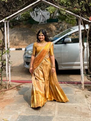 Thanviya Naik Instagram - In soft feminine Era🌸

#thanvibalraj 
#instagood 
#instagram 
#artist 
#kannadathi
