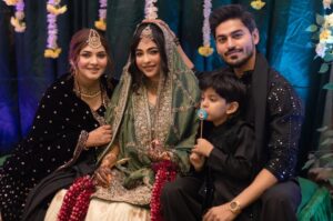The Rebel Kitten Instagram - ā¢ā¢ Let The Hands Do The Talking, The Heartās Already Full #HennaNight šš«
.
.
PS : Nahi Bata Paayi DiDi Ko Ki Mehendi Acchi Nahi Lag Rahi Hai š
.
.
.
#mehendi #mehendiceremony #explore #prewedding š«