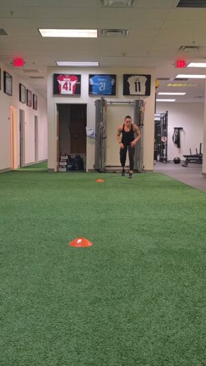 Theresa Serrano Instagram - 6 months in and finally able to fully run and pivot pain free. It took some time to get there but we got there. Thank you @optimizeptp one step closer to getting back into the ring! 🙌🙏