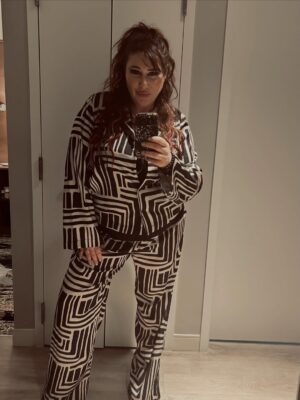 Tiffany Instagram - Just like 2025 ..2026 I need COFFEE !! Headed out for a cup of personality 
Happy New Year everyone ..Happy 1st day of 2026 ! #likeforsuretotally #icandoallthingswithcoffee #HappyNewYear #flagerbeachflorida #donnakarennewyork
