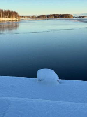 Titti Schultz Instagram - Jag vill bara komma ihåg det här när jag är tillbaka i Stockholm och det är grått och smutsigt. 
Svajpa för mycket härlighet. ❄️❄️❄️