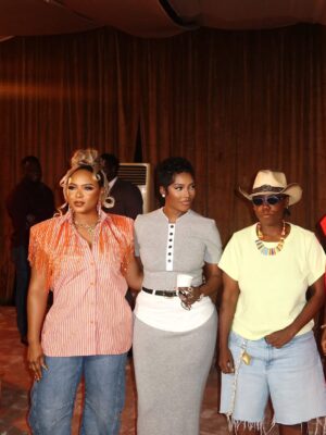 Tiwa Savage Instagram - Throwing it back to this amazing and very much needed conversation with the Queens @yemialade @tenientertainer @officialwaje @sashapofficial @qingmadi Once again thank you so much for honoring the invitation. Thank you to everyone that came out to support and listen and to @deolaartalade and @dareynow for always being pace setters 

“The cost of being HER”