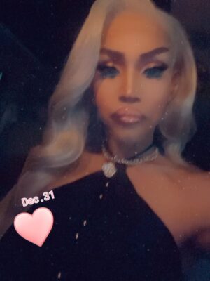 Trinity K. Bonet Instagram - It’s been a while…getting life back on track…calling Houston home again … ok back to hibernating😉😉 happy New Year’s y’all be kind to each other I love you❤️❤️❤️❤️