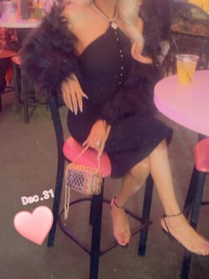 Trinity K. Bonet Instagram - It’s been a while…getting life back on track…calling Houston home again … ok back to hibernating😉😉 happy New Year’s y’all be kind to each other I love you❤️❤️❤️❤️