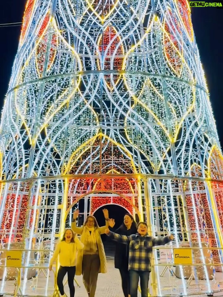 Triona McCarthy - 465 Likes - The feliz is navidading in Nerja -that’s the best I could come up with!🤭
Merry Everything to you all 💖