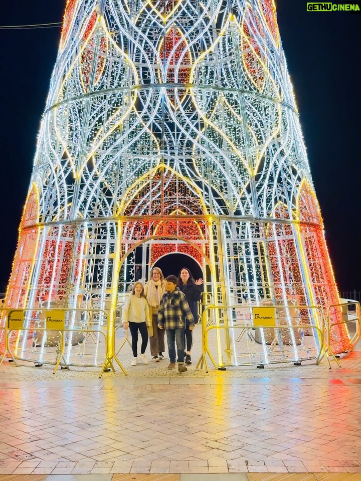 Triona McCarthy - 465 Likes - The feliz is navidading in Nerja -that’s the best I could come up with!🤭
Merry Everything to you all 💖