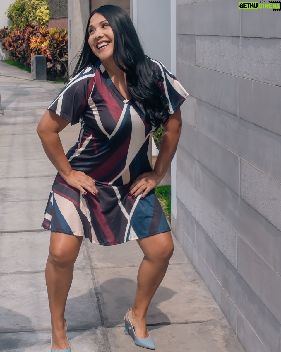 Tula Rodríguez - 3.2K Likes - Llegó el fin de semana y mi cuerpo lo sabe 🤪 anda hasta la última foto 😹📸❤️

#Diosesbueno #findesemana #fotos