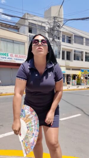 Tula Rodríguez Instagram - Hermana ya estamos en calores y la gente lo sabe JAJAJJA 
Que es lo que no te gusta del verano ???? Cuentameeee 

#DiosEsBueno #Humor #VidaReal #verano #calores 🔥☀️