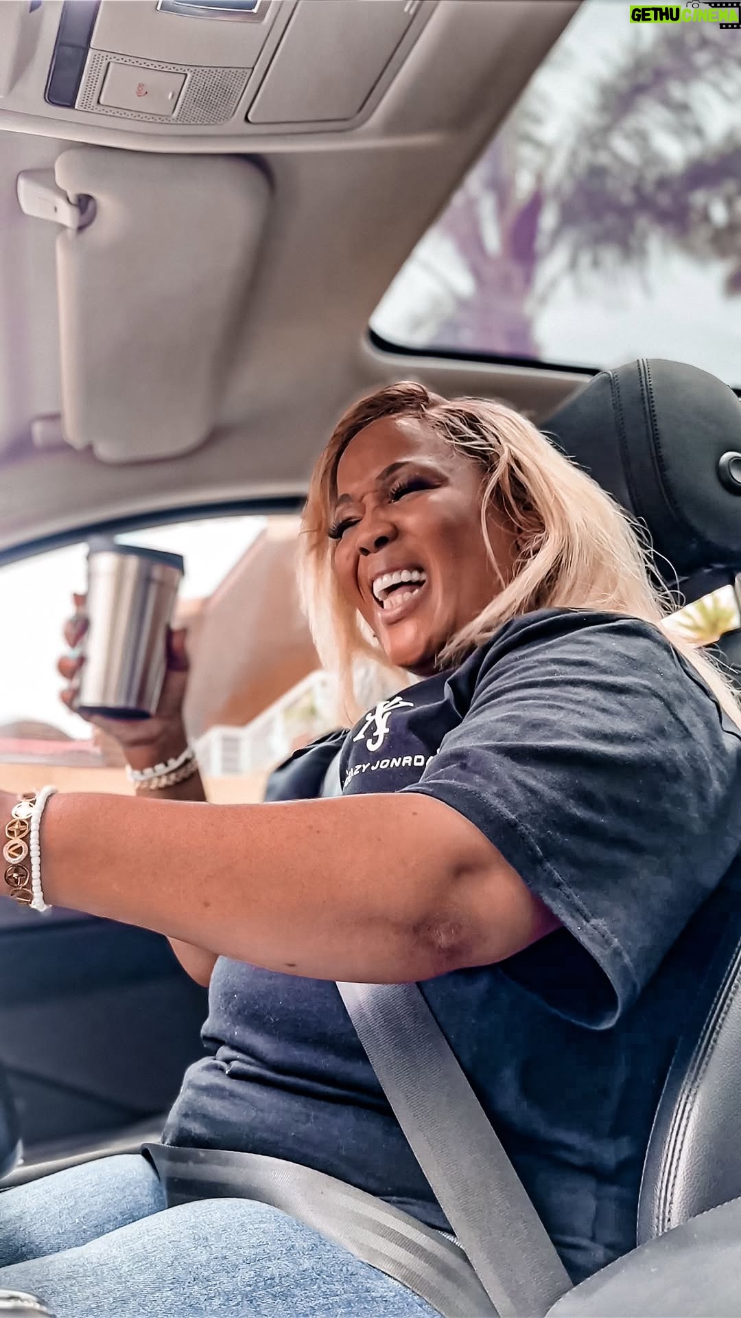 Tumi Morake - 3.4K Likes - Hitting 2026 vibes babbyyyyyyyyy!!!! 😚😚😚😚

#driving2026 #carsofinstagram #secondhandcars