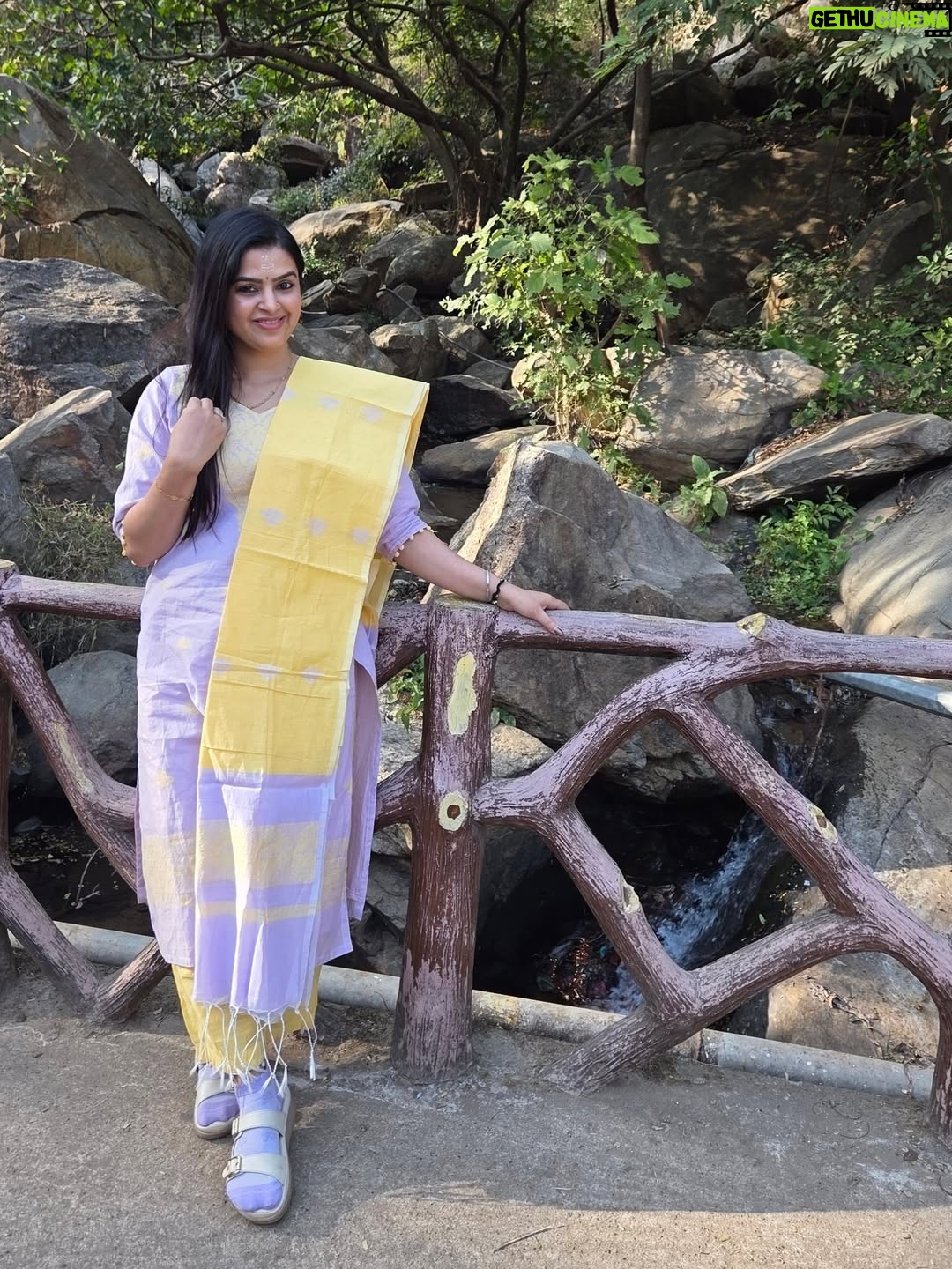 Twinkle Mishra - 1.6K Likes - 