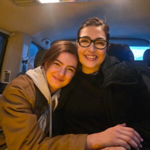 Ulviye Karaca Instagram - Sevgili Avikom💕@ava.yaman  hep böyle gülelim🥰