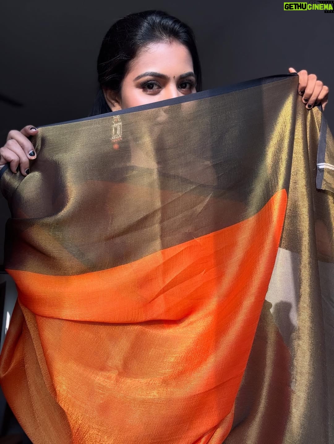 VJ Mounika - 1.5K Likes - 🧡🧡🧡🧡 🧡

”Life is 10% what happens to us and 90% how we react to it.”
