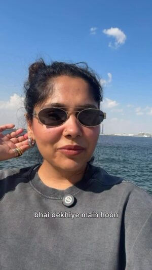 Vagmita Jiji Instagram - the beoble of dubai ✨🫶

#dubai #travel #uae #traveler #indianmemesdaily