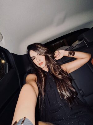 Vaidehi Nair Instagram - If looks could dance ✨❤️
-
-
-
-
-
-
-
-
-
-
#vaidehiians #fyp #concert #techno #foryou